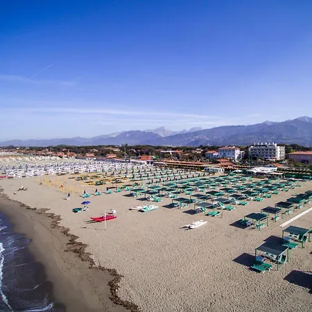 Holiday home Villetta Degli Ulivi Sea View - Happy Seravezza